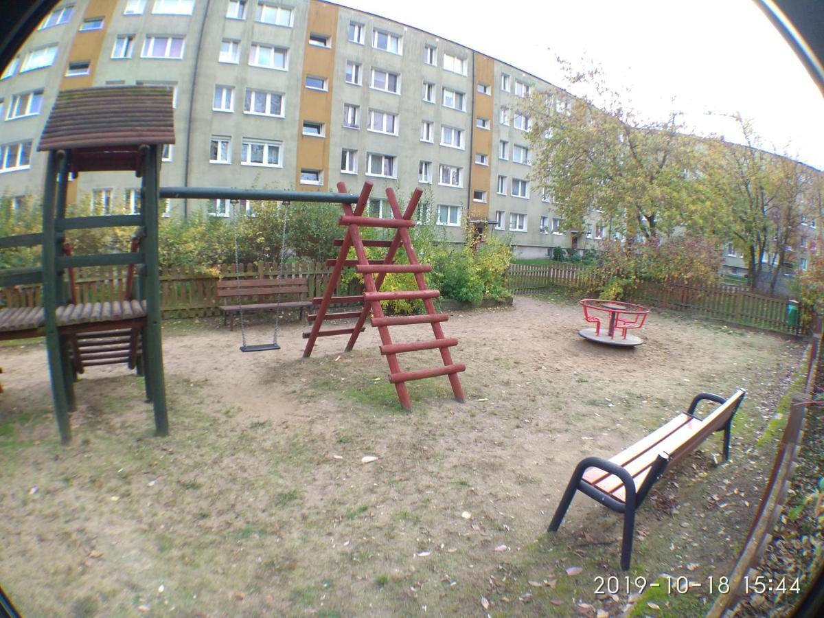 2120 Przyjazni 4 - Tanie Pokoje - Samodzielne Zameldowanie - Self Check In Poznań Esterno foto